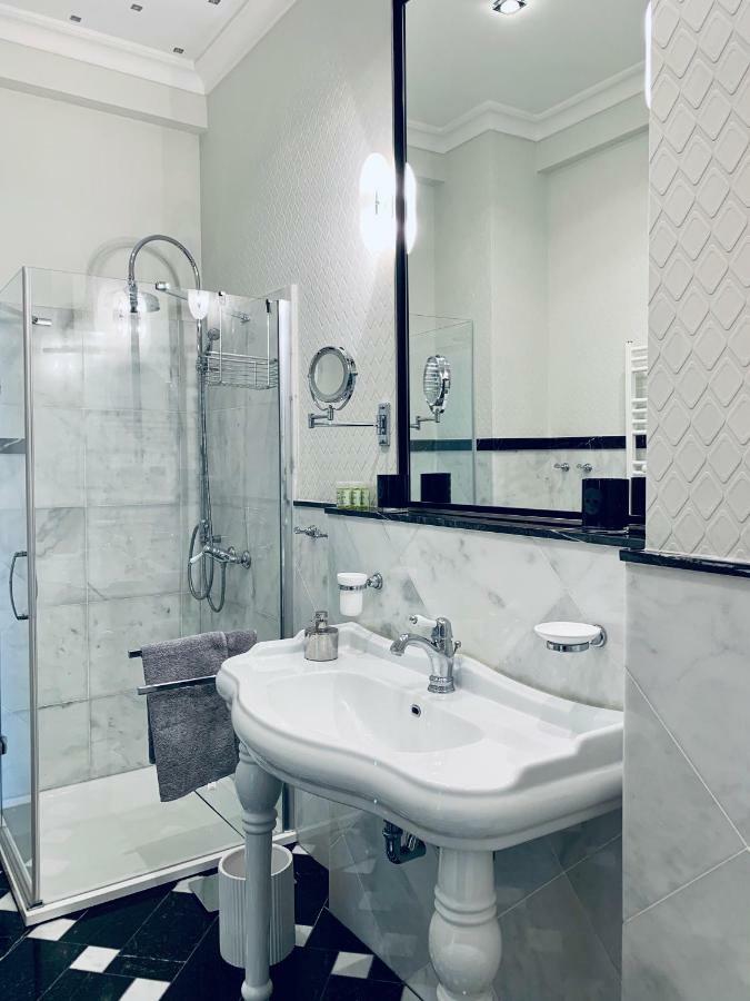 Villa Bagatelle - Luxury Apartment Nice Buitenkant foto